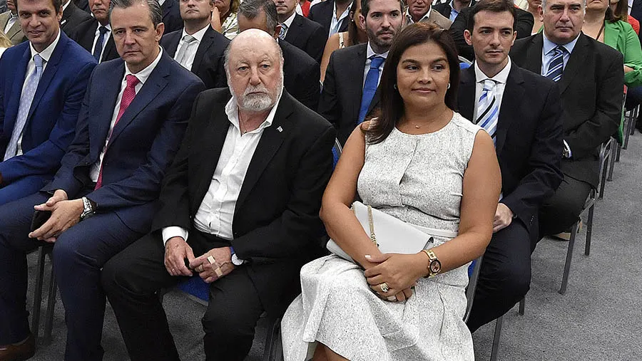 El ex gobernador Jorge Busti fue uno de los invitados especiales a la inauguración del 141° período de sesiones ordinarias de la Legislatura entrerriana. El ex gobernador Jorge Busti fue uno de los invitados especiales a la inauguración del 141° período de sesiones ordinarias de la Legislatura entrerriana.