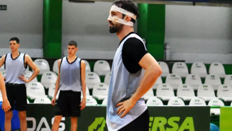 Tras una lesión, Enzo Cafferatta volvió a entrenar en Estudiantes de Concordia Tras una lesión, Enzo Cafferatta volvió a entrenar en Estudiantes de Concordia