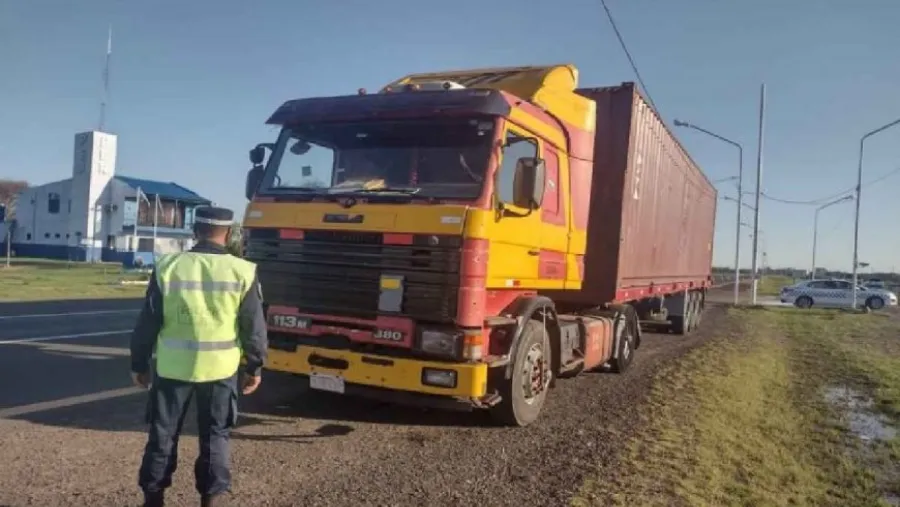 Detuvieron a un camionero por el accidente en el que falleció una mujer de 86 años Detuvieron a un camionero por el accidente en el que falleció una mujer de 86 años