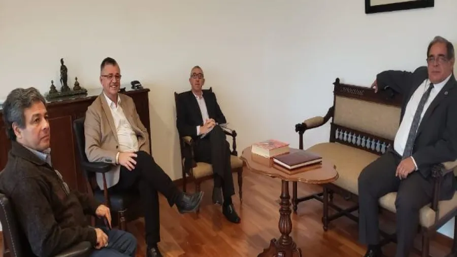 Carbonell y abogados Carbonell y abogados