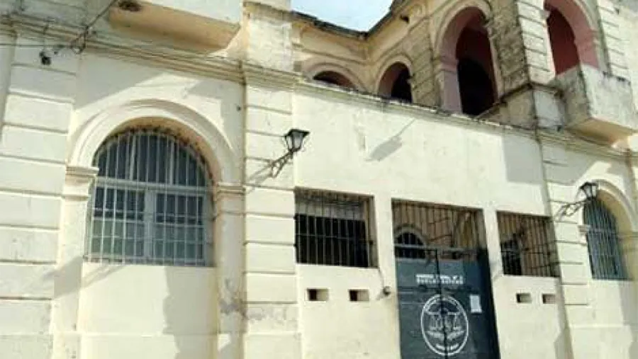 La Provincia deberá indemnizar a un interno de la UP 2 que sufrió un accidente laboral mientras realizaba tareas en el sector Carpintería. La Provincia deberá indemnizar a un interno de la UP 2 que sufrió un accidente laboral mientras realizaba tareas en el sector Carpintería.