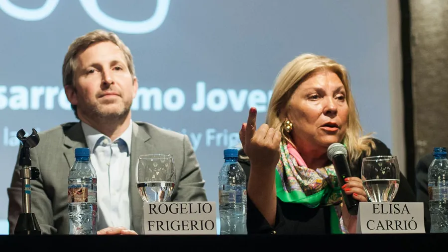 Rogelio Frigerio y Elisa Carrió Rogelio Frigerio y Elisa Carrió
