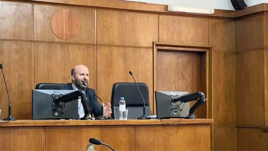 La Cámara de Casación Penal Federal ratificó la condena contra Izaguirre Ibáñez, Morelli y De Ataquistain por delitos de simulación dolosa de pagos. La Cámara de Casación Penal Federal ratificó la condena contra Izaguirre Ibáñez, Morelli y De Ataquistain por delitos de simulación dolosa de pagos.