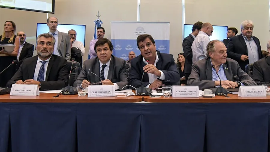 Marcelo Casaretto adelantó que se inscribieron cinco millones de personas en el Ingreso Familiar de Emergencia. Marcelo Casaretto adelantó que se inscribieron cinco millones de personas en el Ingreso Familiar de Emergencia.