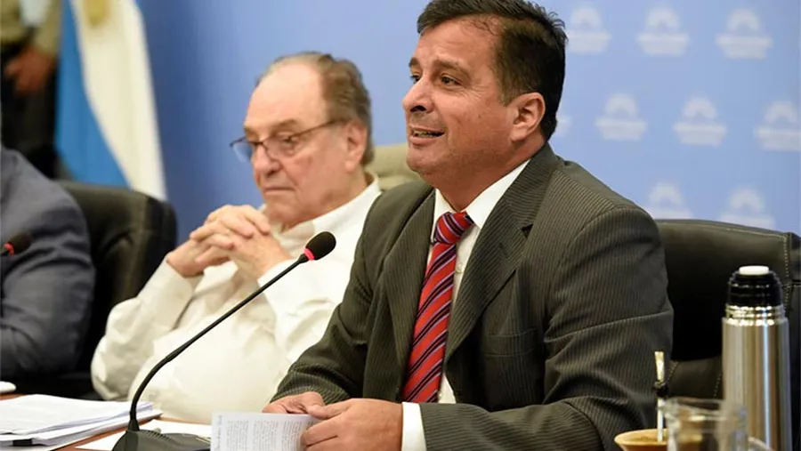 Marcelo Cassaretto impulsa que todos los jueces paguen el Impuesto a las Ganancias. Marcelo Cassaretto impulsa que todos los jueces paguen el Impuesto a las Ganancias.