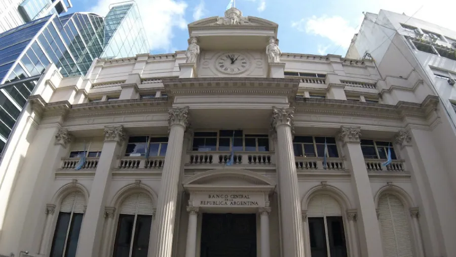 Tras las elecciones, el Central tuvo que vender otros USD 35 millones en el mercado Tras las elecciones, el Central tuvo que vender otros USD 35 millones en el mercado