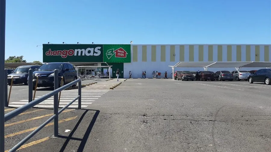 El local de la cadena de hipermercados Changomás de Paraná anunció que fue notificada y decidió realizar “estrictas tareas de limpieza, desinfección y sanitización”. El local de la cadena de hipermercados Changomás de Paraná anunció que fue notificada y decidió realizar “estrictas tareas de limpieza, desinfección y sanitización”.