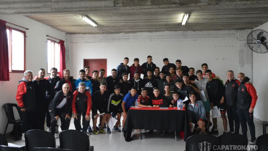 En Patronato hubo otra jornada de charlas y consejos para las inferiores En Patronato hubo otra jornada de charlas y consejos para las inferiores