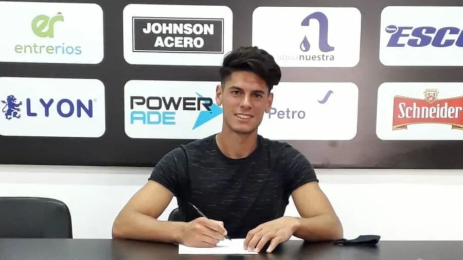 Iván Chaves Patronato: lo promovieron un lunes y cuatro días después firmó su primer contrato