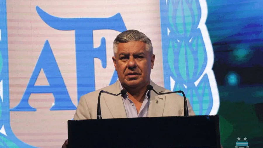 “Nunca se habló de quitar los descensos”, indicó Claudio “Chiqui” Tapia “Nunca se habló de quitar los descensos”, indicó Claudio “Chiqui” Tapia