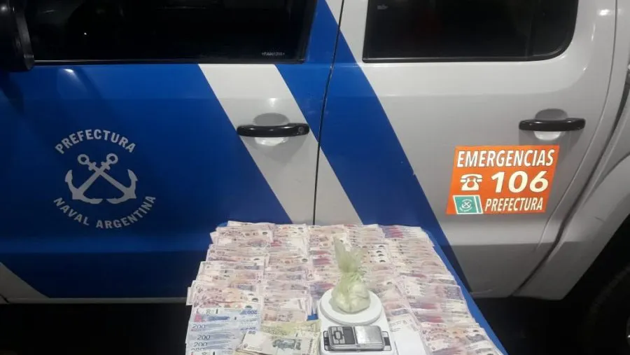 El operativo se realizó el jueves por la noche en la estación de servicio ubicada en bulevar Montana, entre Nogoyá y Primera Junta, de Gualeguaychú. El operativo se realizó el jueves por la noche en la estación de servicio ubicada en bulevar Montana, entre Nogoyá y Primera Junta, de Gualeguaychú.