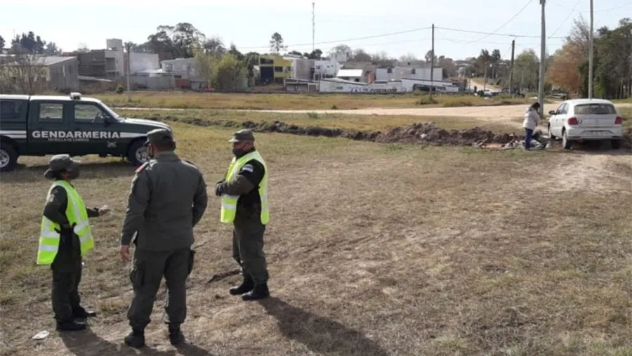 El infractor intentó ingresar a Colón por un acceso no habilitado. El infractor intentó ingresar a Colón por un acceso no habilitado.