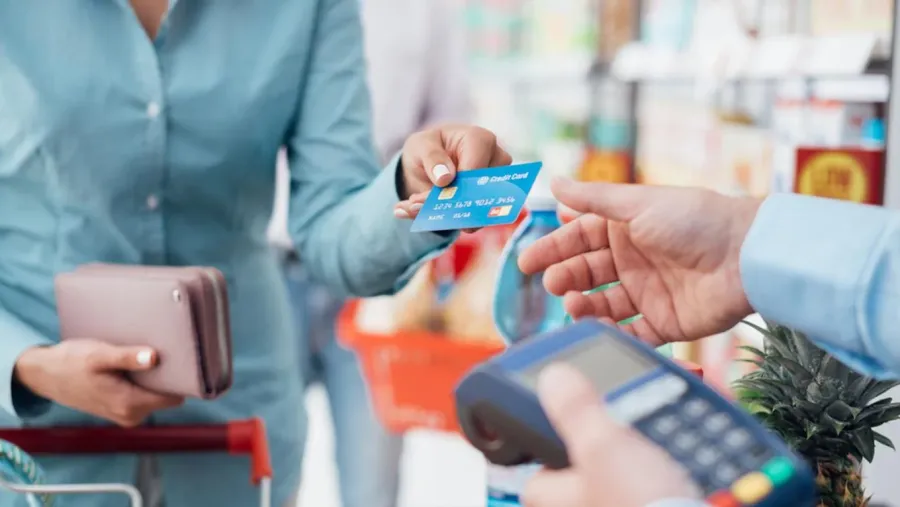 Compra con tarjeta de crédito Compra con tarjeta de crédito
