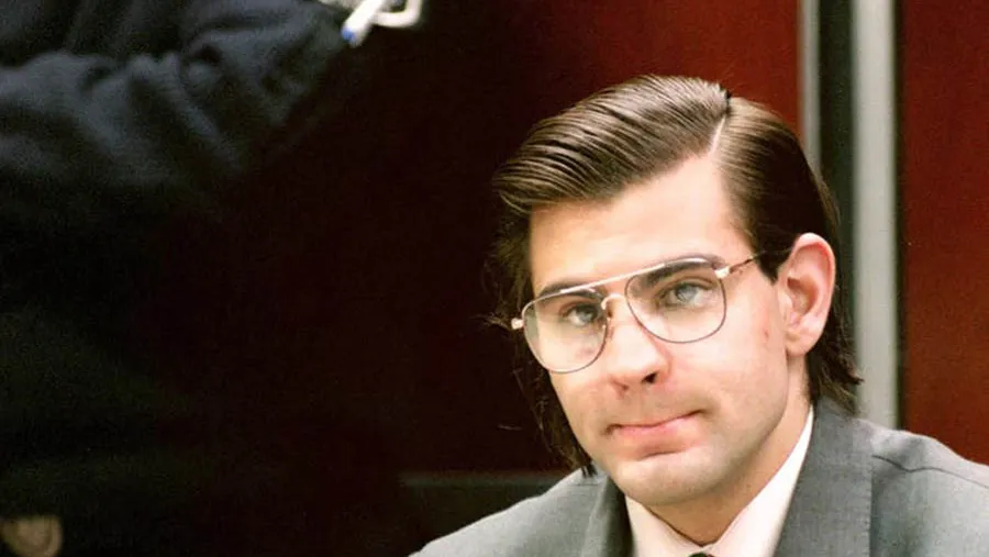 Guillermo Álvarez, durante el juicio oral por el asesinato del empresario Loitegui, el 31 de agosto de 1998. Guillermo Álvarez, durante el juicio oral por el asesinato del empresario Loitegui, el 31 de agosto de 1998.
