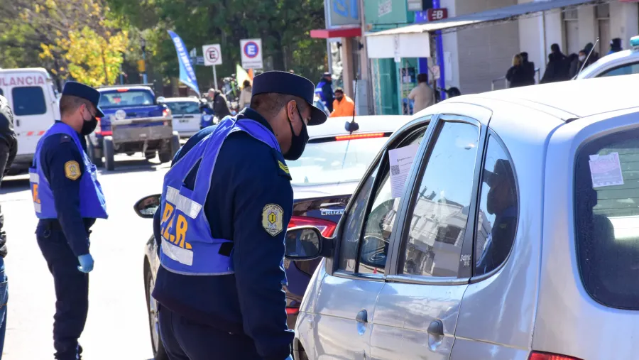 Habrá operativos especiales el fin de semana y recordaron no realizar reuniones sociales Habrá operativos especiales el fin de semana y recordaron no realizar reuniones sociales