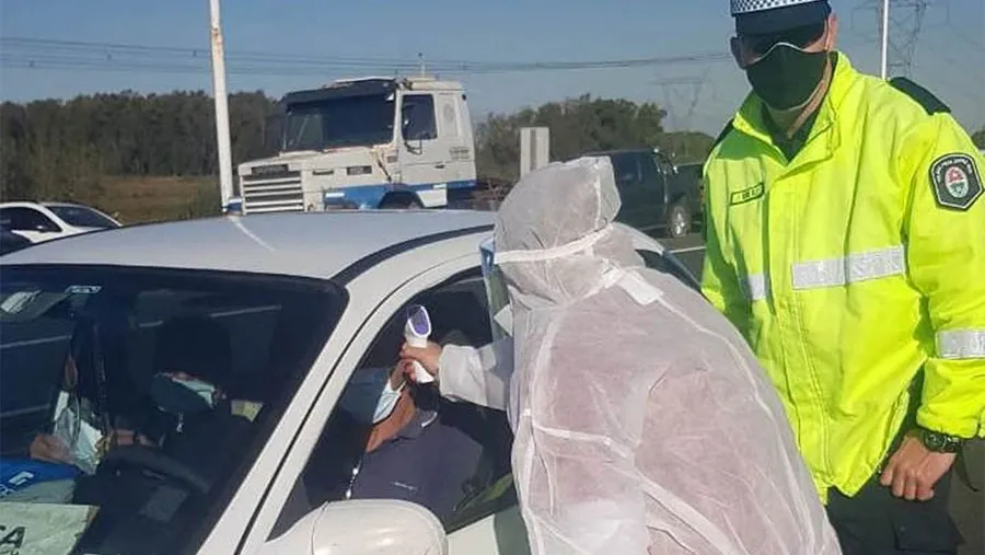 Entre Ríos, Santiago del Estero, Formosa, Catamarca, San Juan, Corrientes, San Luis, La Pampa y Santa Cruz son las provincias que no registraron hasta ayer víctimas fatales por coronavirus. Entre Ríos, Santiago del Estero, Formosa, Catamarca, San Juan, Corrientes, San Luis, La Pampa y Santa Cruz son las provincias que no registraron hasta ayer víctimas fatales por coronavirus.