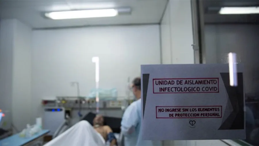 El Ministerio de Salud de la Nación informó que, en las últimas 24 horas, se registraron 215 muertes y 14.034 nuevos contagios de coronavirus. Con estos datos, el total de casos desde el inicio de la pandemia asciende a 4.526.473 y las víctimas fatales son 95.594. El Ministerio de Salud de la Nación informó que, en las últimas 24 horas, se registraron 215 muertes y 14.034 nuevos contagios de coronavirus. Con estos datos, el total de casos desde el inicio de la pandemia asciende a 4.526.473 y las víctimas fatales son 95.594.