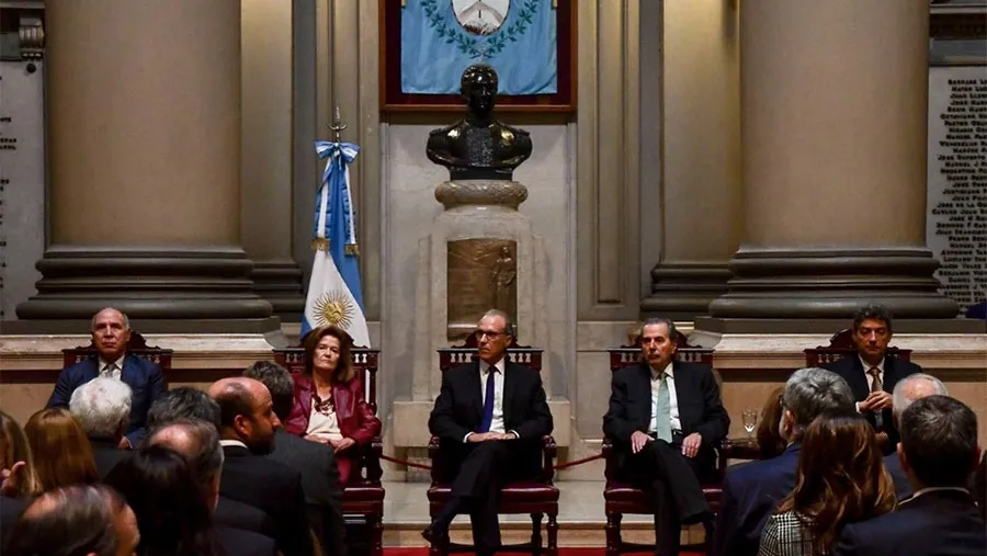 Los integrantes de la Corte Suprema tienen un amplio listado de causas por resolver. Los integrantes de la Corte Suprema tienen un amplio listado de causas por resolver.