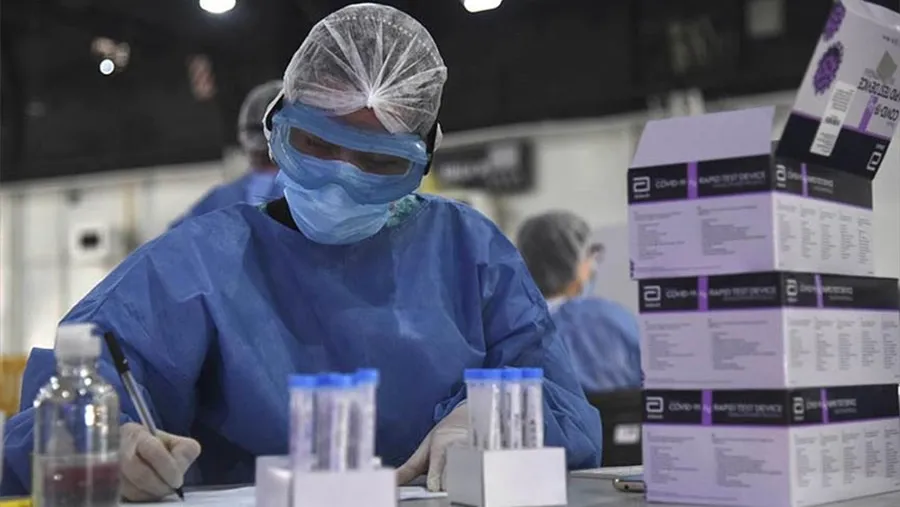 La cartera de Salud que lidera Carla Vizzotti emitió un nuevo reporte semanal de casos de Covid-19. La cartera de Salud que lidera Carla Vizzotti emitió un nuevo reporte semanal de casos de Covid-19.