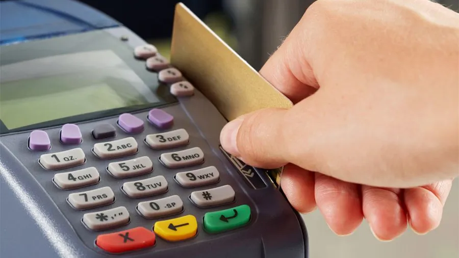 Por la alta morosidad, los bancos prefieren ser más conservadores con los créditos y hubo una actualización de los límites de gastos menor que la inflación. Por la alta morosidad, los bancos prefieren ser más conservadores con los créditos y hubo una actualización de los límites de gastos menor que la inflación.