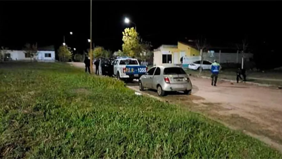 El homicidio se produjo en la noche del viernes en inmediaciones de las calles Néstor Kirchner y Gaucho Rivero de Federación. El homicidio se produjo en la noche del viernes en inmediaciones de las calles Néstor Kirchner y Gaucho Rivero de Federación.