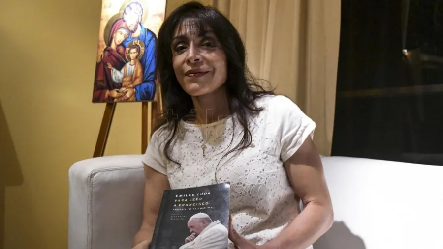 Cuda: “El diálogo social es justamente el diálogo ante el conflicto entre hermanos y eso implica la escucha”. Cuda: “El diálogo social es justamente el diálogo ante el conflicto entre hermanos y eso implica la escucha”.