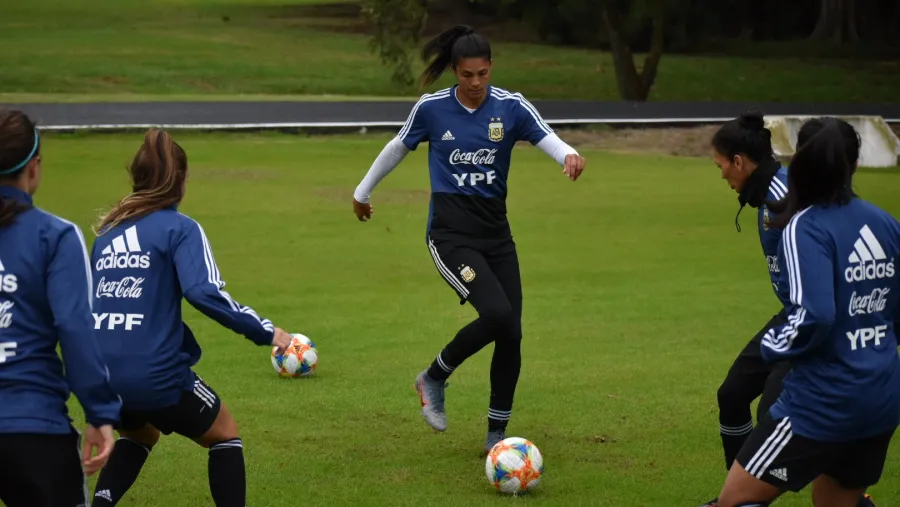 Fútbol: la entrerriana Soledad Jaimes fue convocada para la Copa América Femenina Fútbol: la entrerriana Soledad Jaimes fue convocada para la Copa América Femenina