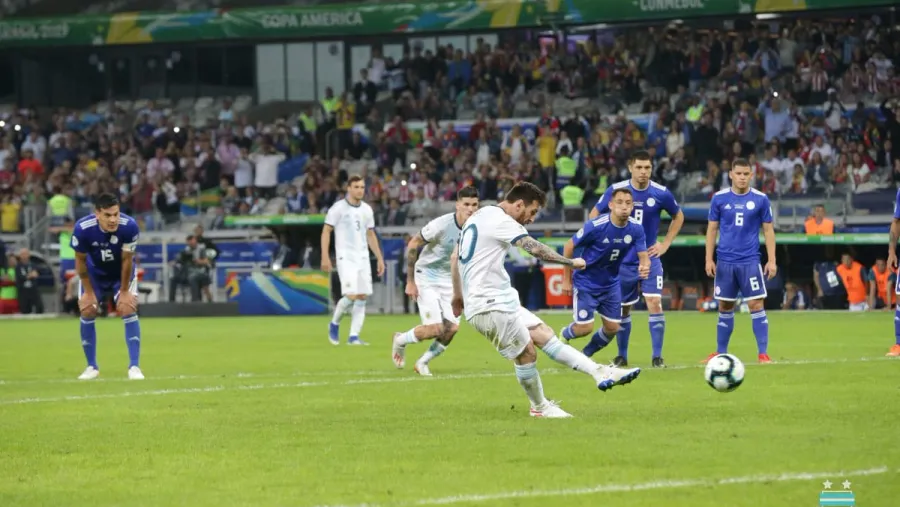 Con el debut del entrerriano Casco, Argentina empató con Paraguay y deberá ganarle a Qatar Con el debut del entrerriano Casco, Argentina empató con Paraguay y deberá ganarle a Qatar