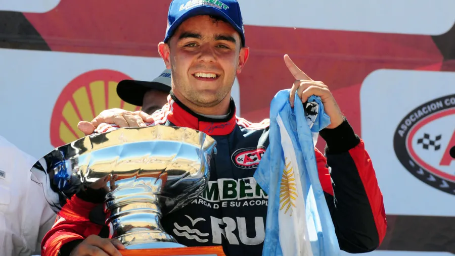 Top Race V6: el entrerriano Agustín De Brabandere suplirá a Manuel Sapag en “La Histórica” Top Race V6: el entrerriano Agustín De Brabandere suplirá a Manuel Sapag en “La Histórica”
