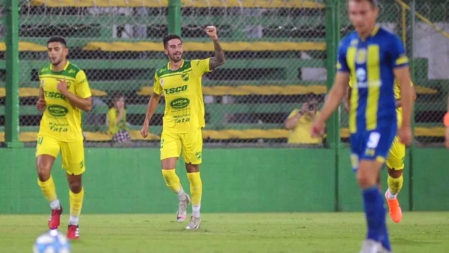 Juan Lucero Con una goleada, Defensa y Justicia se metió en zona de Copa Sudamericana