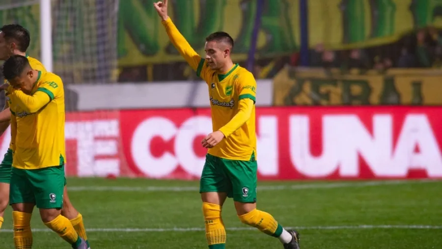 Defensa y Justicia avanzó ante Argentinos Juniors en la Copa Argentina Defensa y Justicia avanzó ante Argentinos Juniors en la Copa Argentina