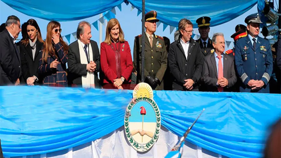 El acto oficial por el Día de la Bandera se realizó en Pueblo Belgrano El acto oficial por el Día de la Bandera se realizó en Pueblo Belgrano