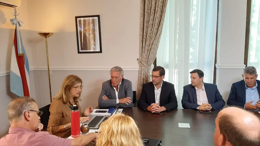 Diputados y Romero Diputados y Romero