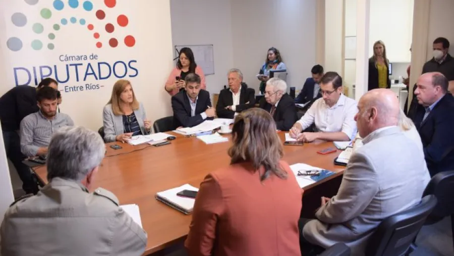 Romero expuso ante diputados sobre el proyecto de ley de la Fiscalía Anticorrupción Romero expuso ante diputados sobre el proyecto de ley de la Fiscalía Anticorrupción