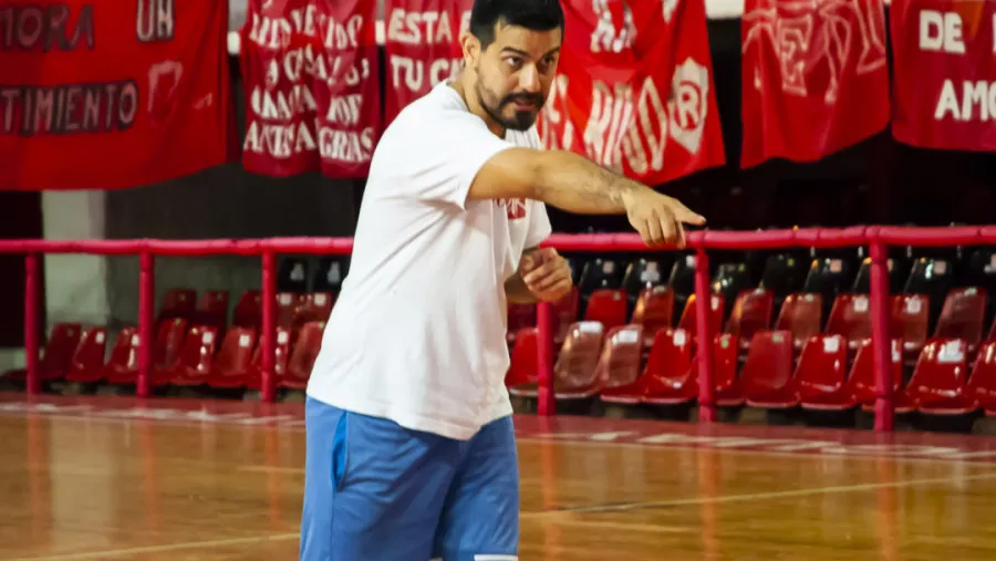 Rodríguez Costoza: “Esto nos obliga a los entrenadores o profesores a ser creativos” Gonzalo Rodríguez Costoza