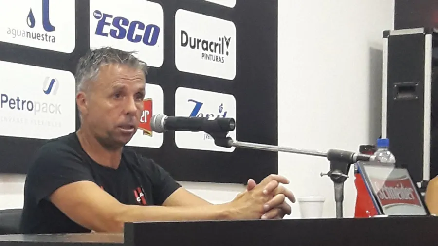 Gustavo Álvarez Gustavo Álvarez