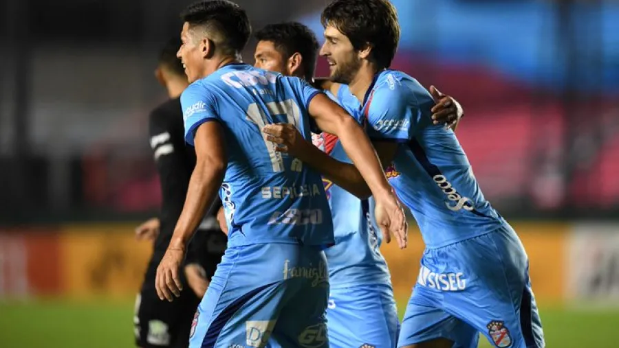 Arsenal venció a Bolívar y clasificó a los octavos de final de la Copa Sudamericana Arsenal venció a Bolívar y clasificó a los octavos de final de la Copa Sudamericana