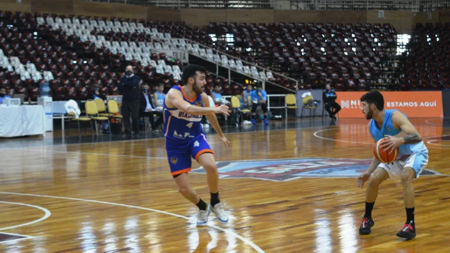 Liga Argentina de Básquet: Echagüe perdió en su estreno en la burbuja de Salta Liga Argentina de Básquet: Echagüe perdió en su estreno en la burbuja de Salta