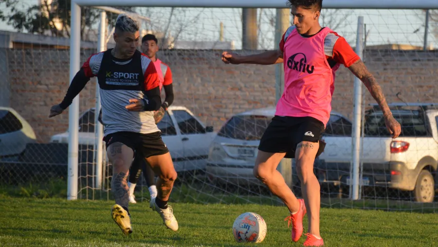 Con dudas entre los titulares, Patronato tiene los convocados para recibir a Banfield Con dudas entre los titulares, Patronato tiene los convocados para recibir a Banfield