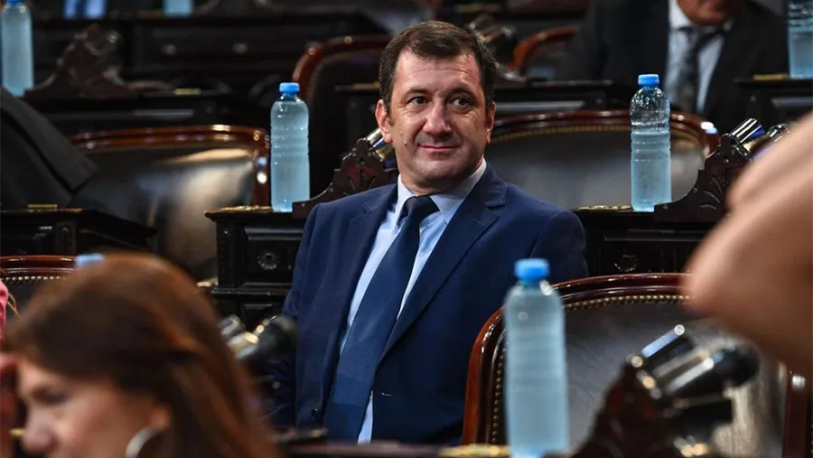 El actual senador nacional por Entre Ríos, Edgardo Kueider en su momento impulsó en Entre Ríos la boleta única electoral. El actual senador nacional por Entre Ríos, Edgardo Kueider en su momento impulsó en Entre Ríos la boleta única electoral.