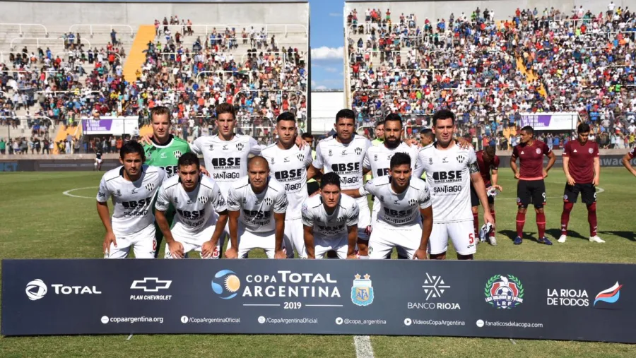 Copa Argentina: Central Córdoba de Santiago del Estero sorprendió a Lanús y es finalista Copa Argentina: Central Córdoba de Santiago del Estero sorprendió a Lanús y es finalista