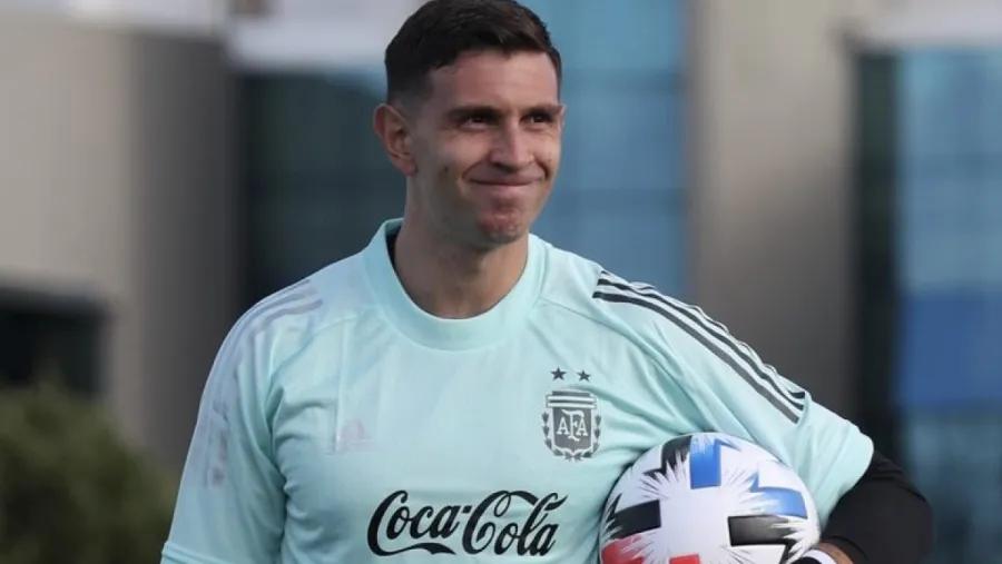 “Queremos seguir ganando porque es el año del Mundial”, expresó ‘Dibu’ Martínez “Queremos seguir ganando porque es el año del Mundial”, expresó ‘Dibu’ Martínez