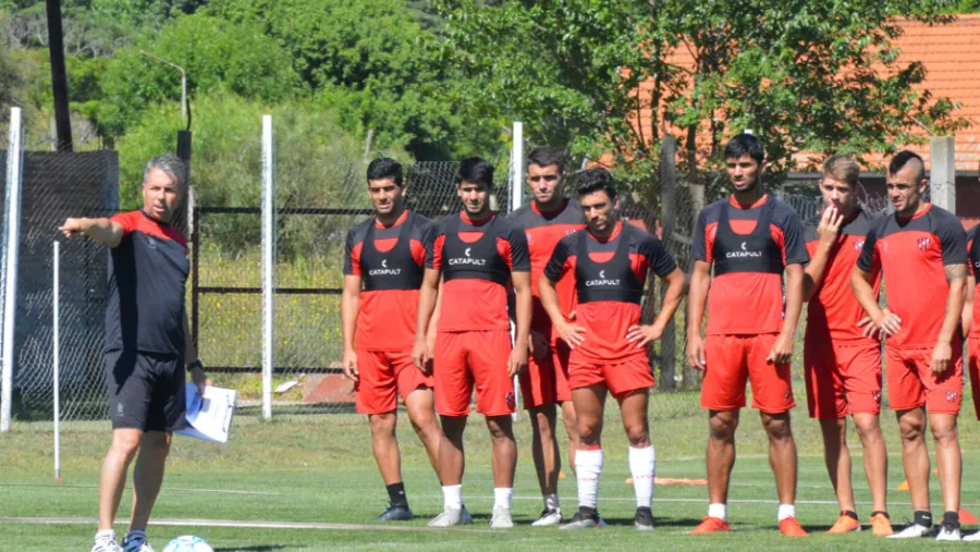 Patronato Fútbol: el próximo lunes volverán a entrenar los planteles de Primera División