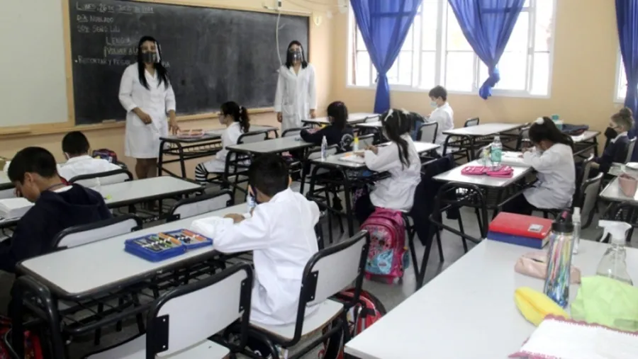 El gobierno nacional insistirá con la extensión del horario en las escuelas El gobierno nacional insistirá con la extensión del horario en las escuelas