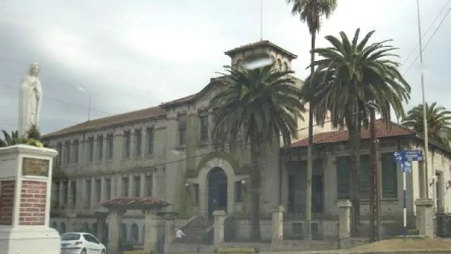 Escuela Normal de Victoria "Osvaldo Magnasco" Escuela Normal de Victoria "Osvaldo Magnasco"