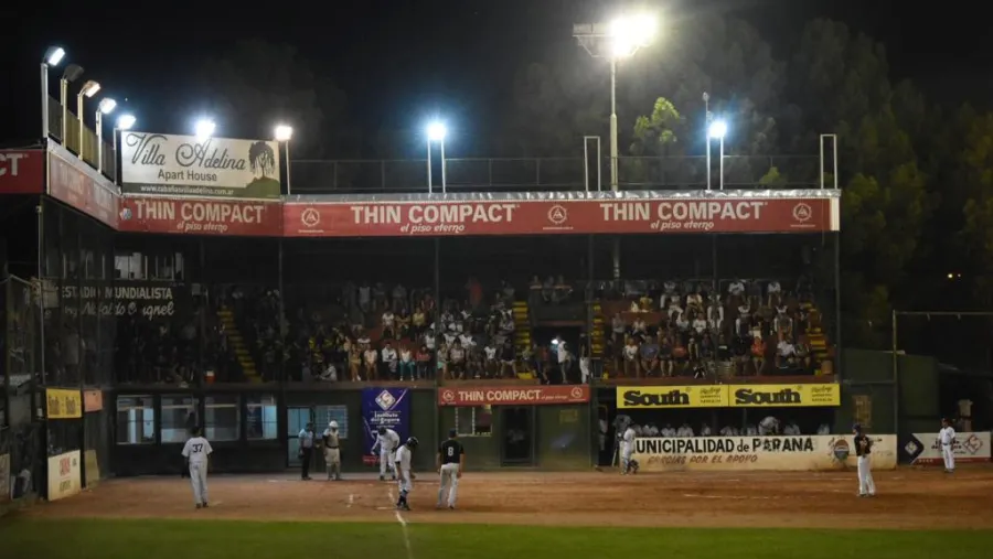 Softbol Softbol