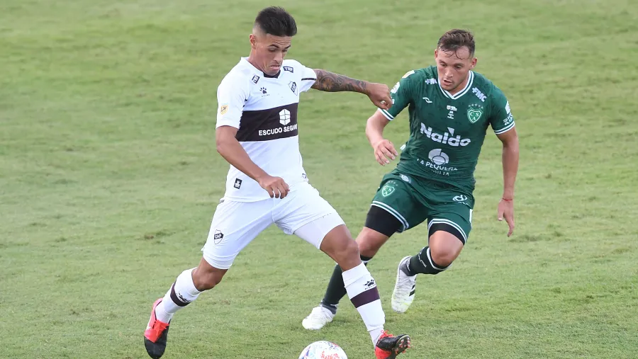 Platense y Sarmiento se pusieron al día con un empate en Vicente López Platense y Sarmiento se pusieron al día con un empate en Vicente López