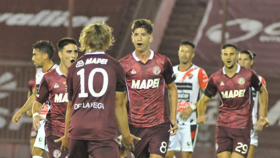 Patronato sufrió otra goleada y profundizó su pésimo momento en Primera División Patronato sufrió otra goleada y profundizó su pésimo momento en Primera División