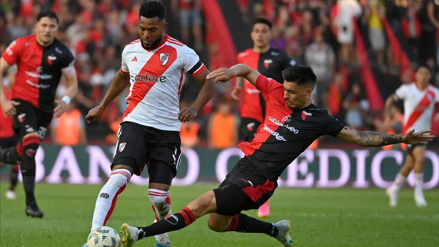 River no pudo aprovechar el hombre de más y empató con Colón en Santa Fe River no pudo aprovechar el hombre de más y empató con Colón en Santa Fe