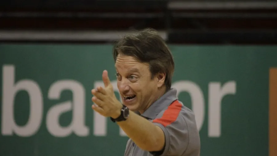 Facundo Müller "Algún día me gustaría volver a dirigir a Instituto”, admitió el paranaense Müller